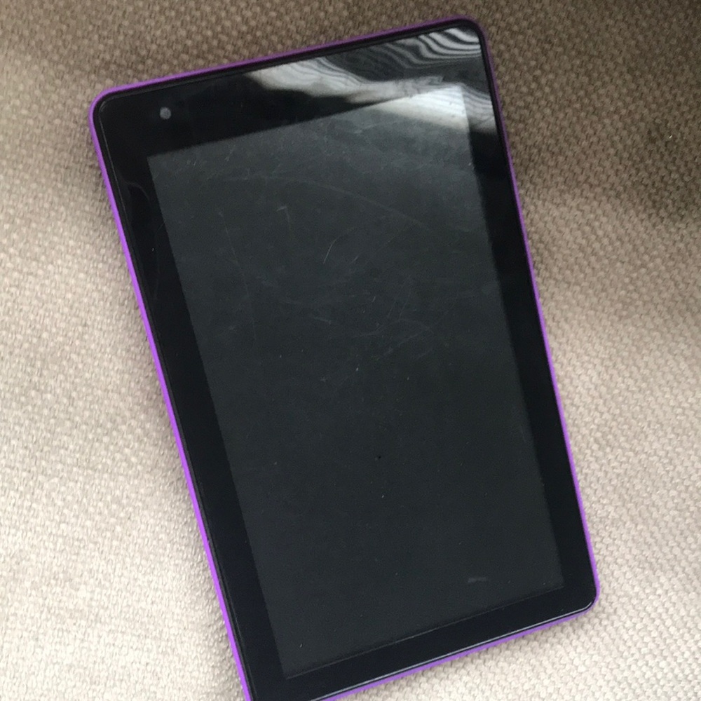 Nice tablet all buttons working Nice camera!